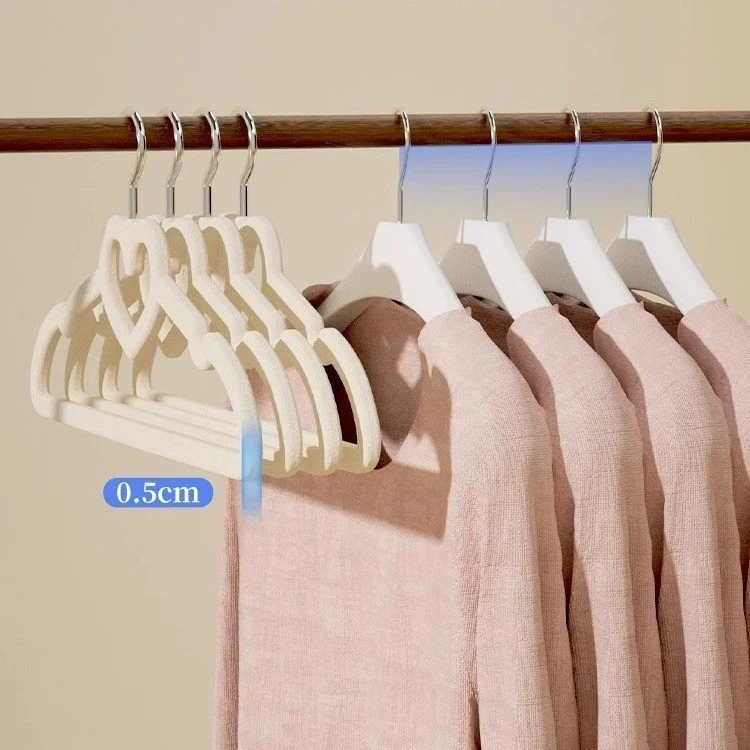 Heart Velvet Hangers